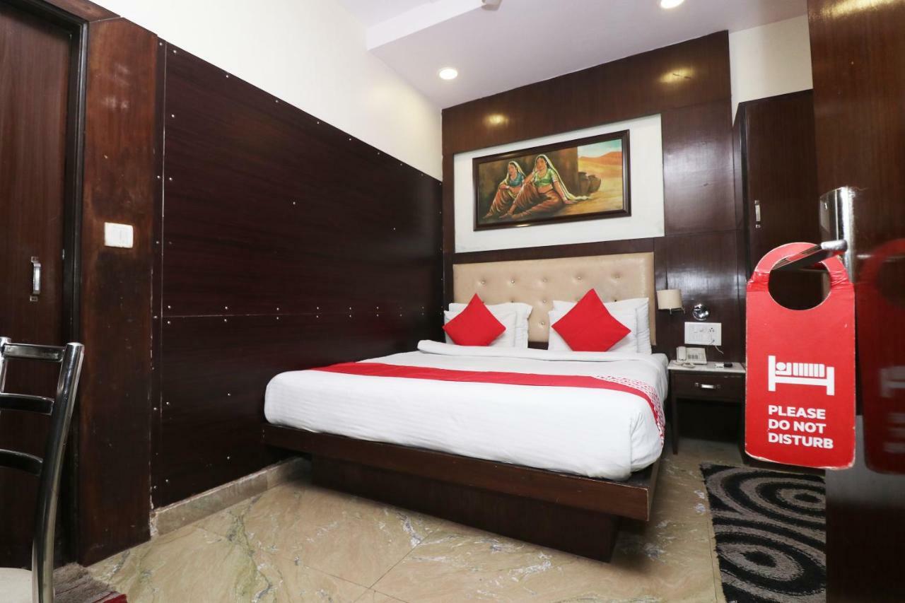 Oyo 30698 Hari Om Guest House Jādabpur Extérieur photo