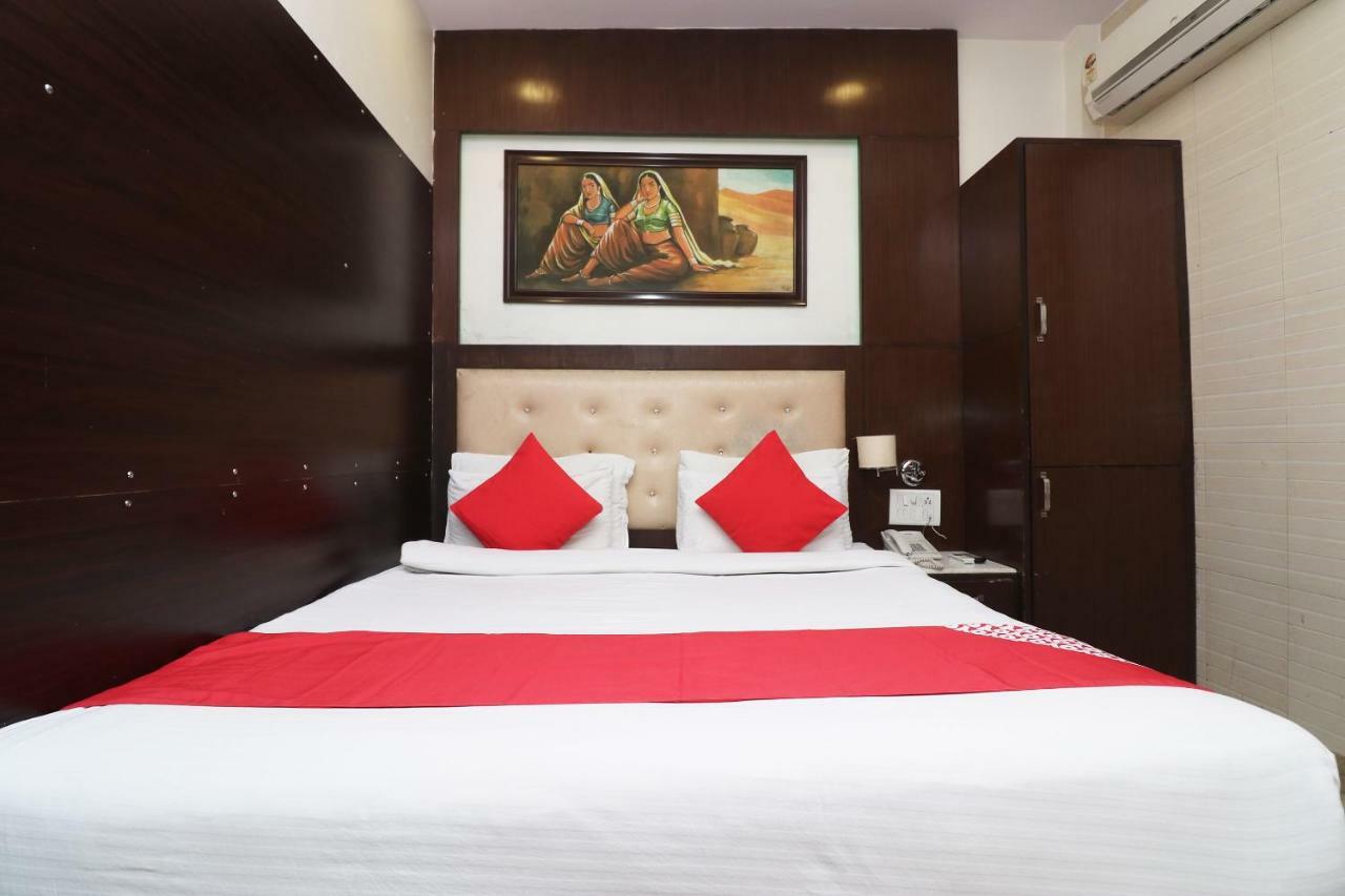 Oyo 30698 Hari Om Guest House Jādabpur Extérieur photo