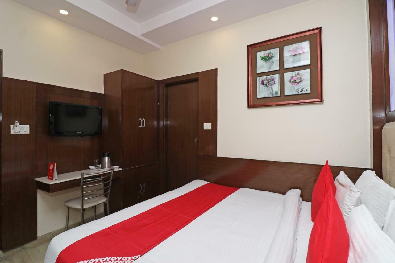 Oyo 30698 Hari Om Guest House Jādabpur Extérieur photo