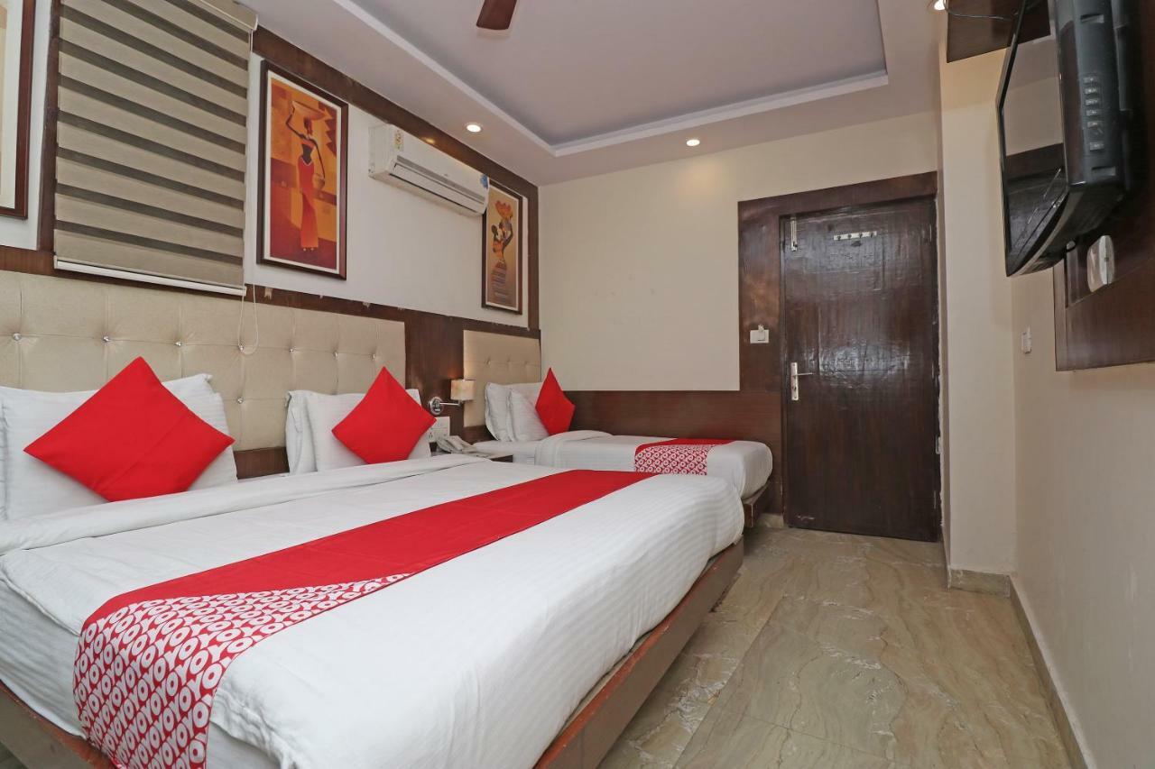 Oyo 30698 Hari Om Guest House Jādabpur Extérieur photo