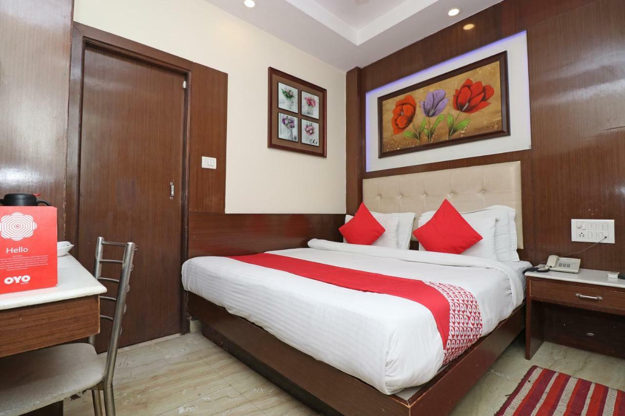 Oyo 30698 Hari Om Guest House Jādabpur Extérieur photo