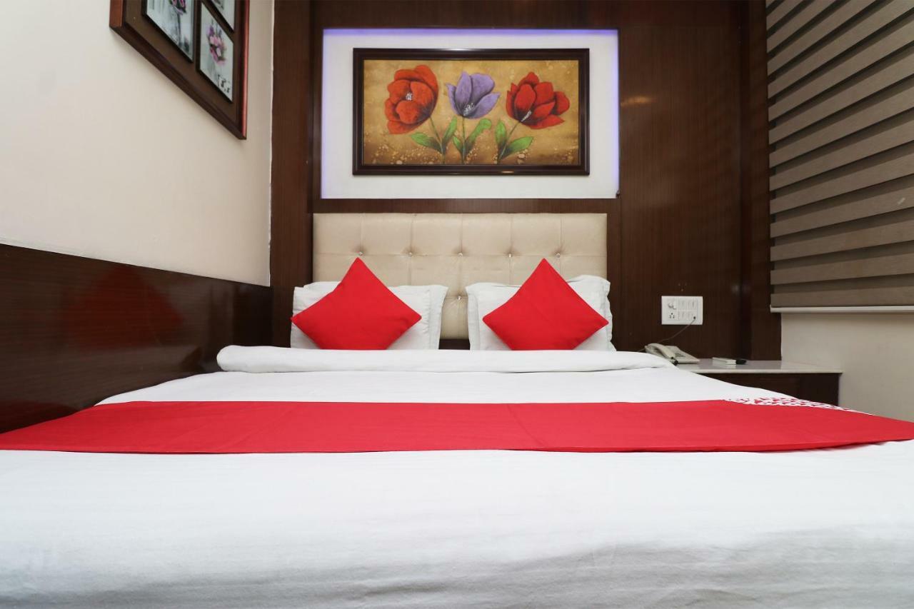 Oyo 30698 Hari Om Guest House Jādabpur Extérieur photo