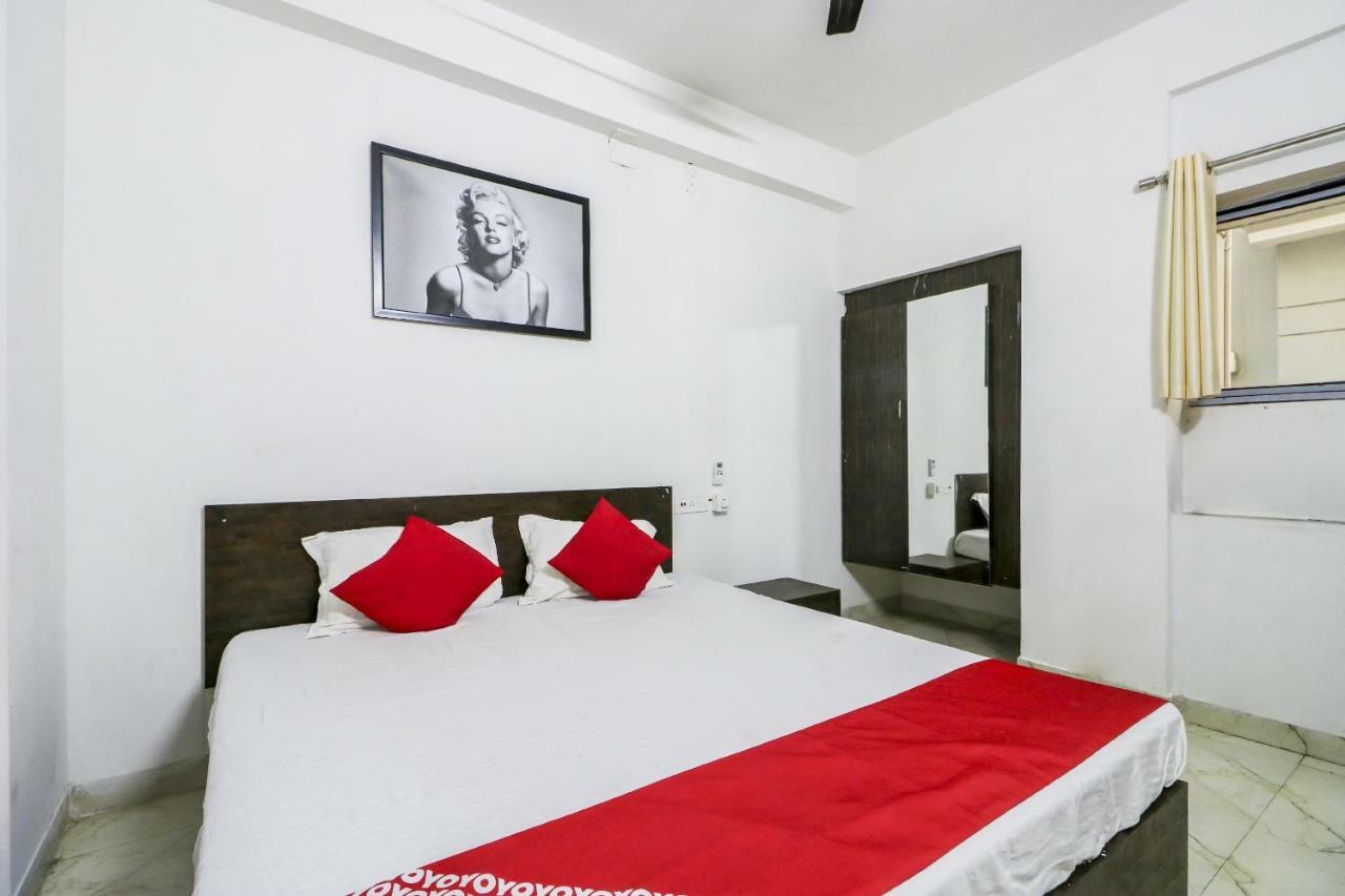 Oyo 30698 Hari Om Guest House Jādabpur Extérieur photo